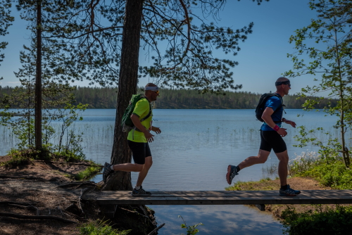Kainuu-Trail-2022-Hossa-National-Park-Finland-polkujuoksu-trail-running-Muikkupuro-bridge-silta-500px.jpg