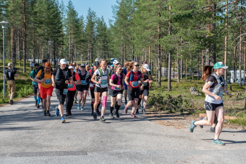 Kainuu-Trail-Hossa-National-Park-Finland-polkujuoksu-trail-running-lähtö-start-500px.jpg